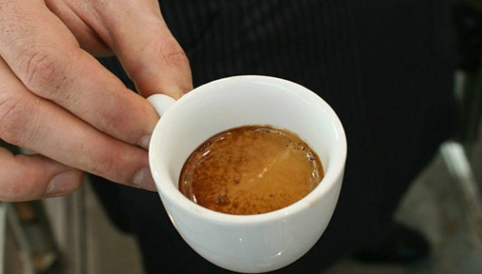 Если вы любите пить кофе каждое утро, обязательно прочтите эту статью
