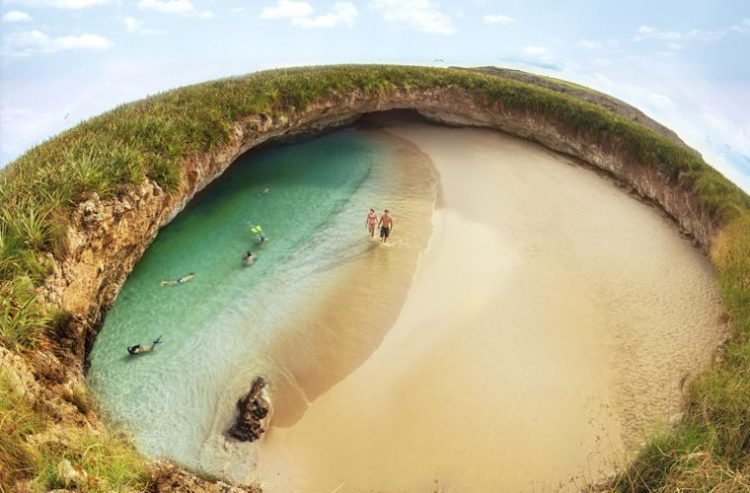 Пляж - фото самых красивых и необычных пляжей в мире