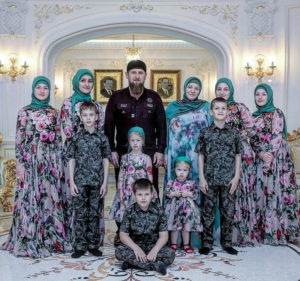 Фото детей Главы Чечни Рамзана Кадырова