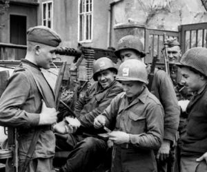Почему союзники отказались от штурма Берлина весной 1945 года