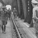 Офицер Красной Армии в плену у немцев : что обязан был сделать, если он попадал в плен