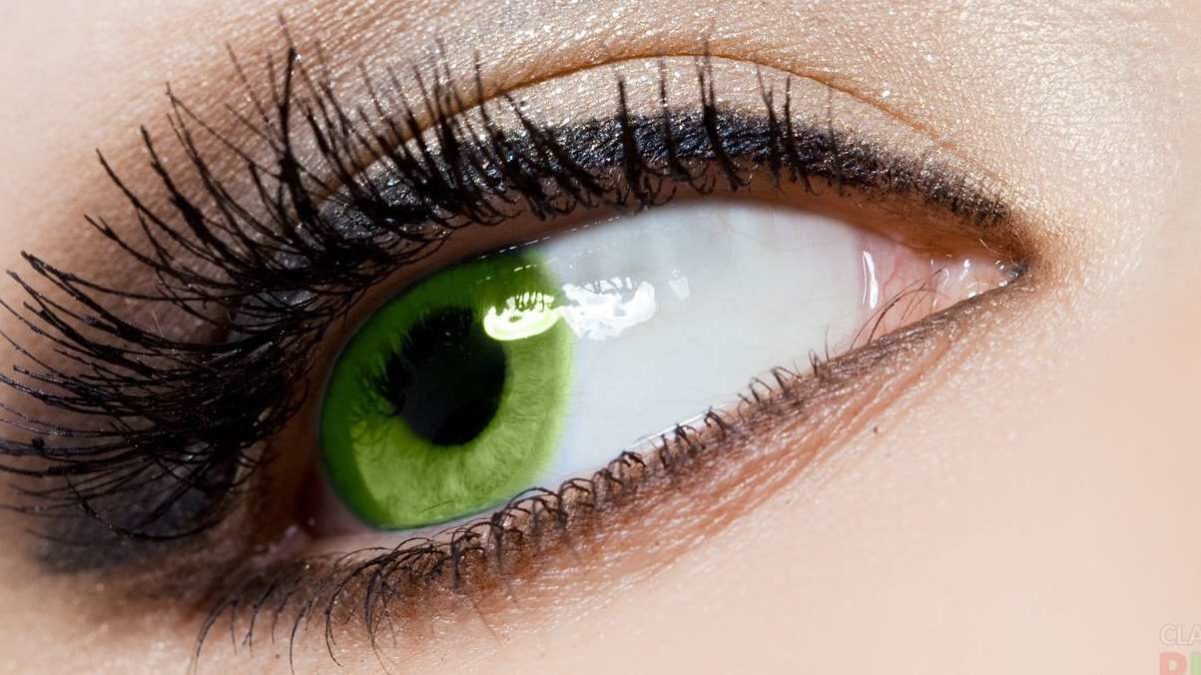 зелёные глаза