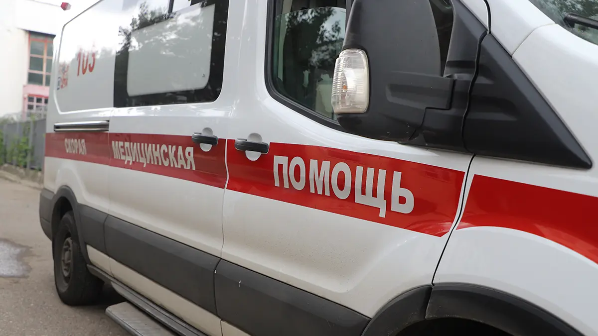 Два ребенка выпали из окон разных квартир в Омской области