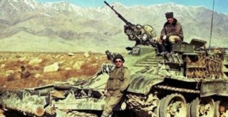Зачем СССР ввел войска в Афганистан